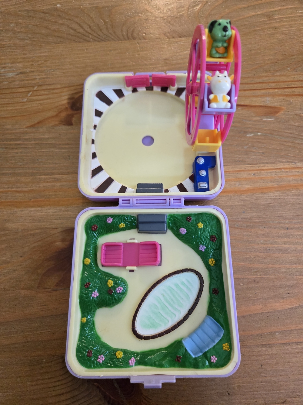 Vintage Hinstar Small World Pocket Paradise Polly Pocket Ferris Wheel Playset